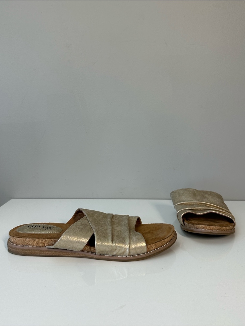 Eurosoft Elesha Metallic Gold Comfort Slide Sandals Size 8.5